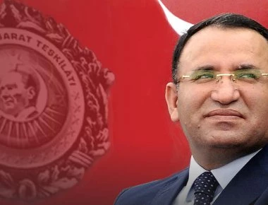 Μπεκίρ Μποσντάγ: «Η ΜΙΤ απήγαγε 80 άτομα από 18 χώρες» - Ανησυχία στην Ελλάδα για τουρκικό «Κόνδορα»